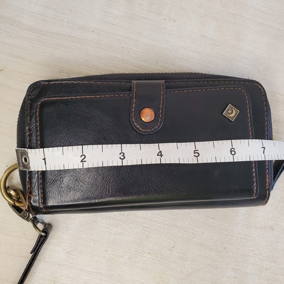 Pola | Women's Black Multi-function Leather Wallet Cell Case 7" x 3.5" - Picture 8 of 9